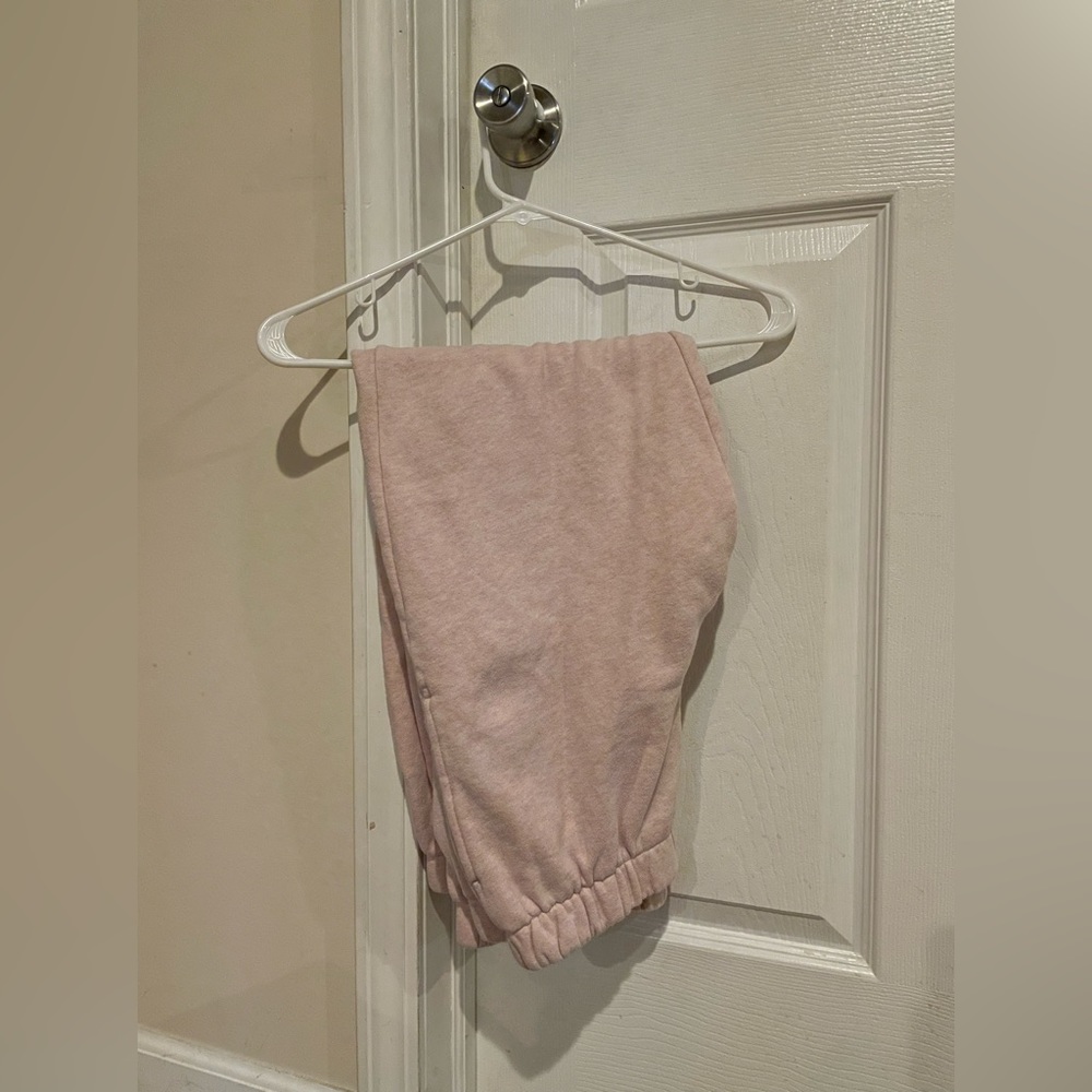 Brandy Melville sweatpants, size: S